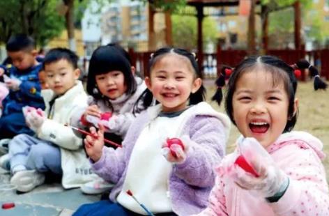 首輪關(guān)停潮已來 幼兒園一孩難求 什么原因造成如此局面?