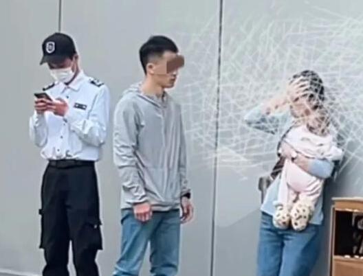 保安回應(yīng)沒(méi)制止路人揮拳打抱娃女子 背后真相曝光簡(jiǎn)直太驚人了