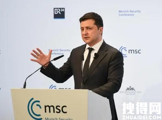 烏總統(tǒng)強忍淚水:過去1年很少見家人 背后真相曝光簡直太驚人了