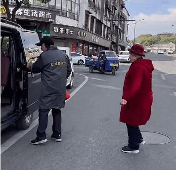 101歲老人每天趕2場麻將 原因竟是這樣實在是太意外了