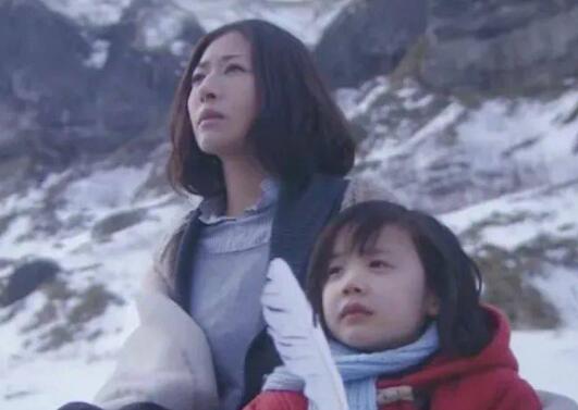 爭奪“冠姓權(quán)”的媽媽 想被人看見 背后真相曝光簡直太驚人了