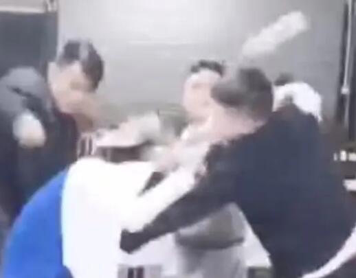 廣西一男子被多人輪番用酒瓶砸頭 原因竟是這樣實(shí)在是太意外了