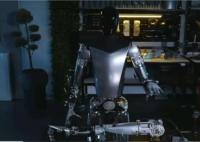 特斯拉人形機器人自己造自己 背后真相曝光簡直太驚人了