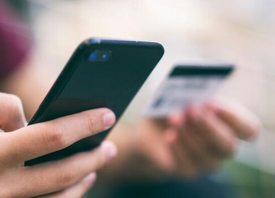 殺夫案死者哥哥:4次欲報(bào)警被阻 到底是什么情況?