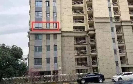 受害人父母曾陪兒媳過中秋 女方母親發(fā)現(xiàn)冰柜讓女兒自首