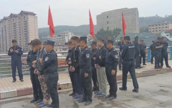 男子緬北戴手銬敲鍵盤 哭求別嘎腰子 原因竟是這樣實(shí)在是太意外了