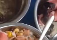 按倒點(diǎn)外賣學(xué)生校方食堂被曝菜餿 真相離奇讓人直呼太意外