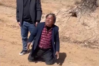 水務(wù)公司回應(yīng)萬畝林場主跪地求供水 背后故事實在是太心酸了