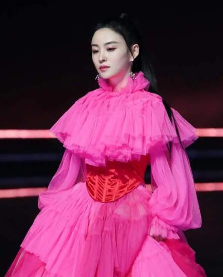 王佳宇在無(wú)眠之境中扮演誰(shuí) 王佳宇演過(guò)什么電視劇