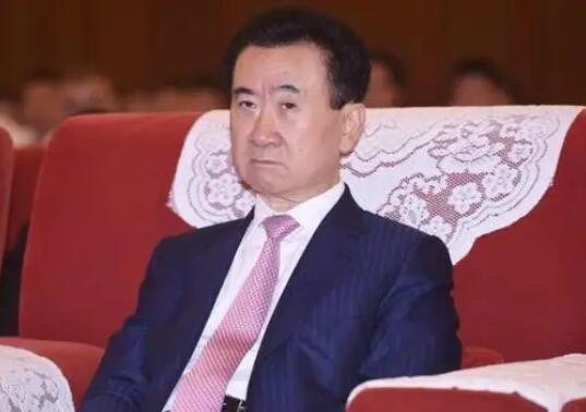 債務(wù)壓頂 王健林又到危急關(guān)頭 背后原因簡(jiǎn)直驚呆了眾人