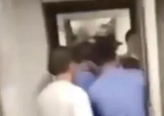 列車殺人案兇手疑將刀藏下腹過安檢 真相揭露真的令人大吃一驚