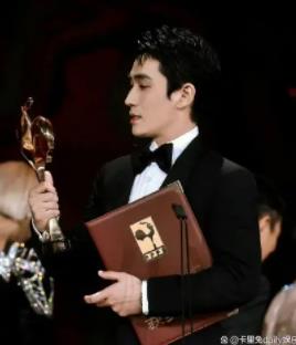 金雞獎15個評委都投給了朱一龍 真相曝光簡直太驚人了