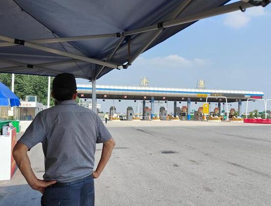 安徽村民攔下赴河南收割機就地作業(yè) 具體事件經(jīng)過是什么?