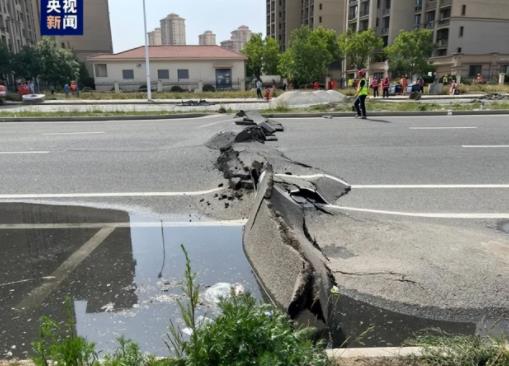 央視網(wǎng)追問地面沉降3000人離家后續(xù) 原因揭秘直接讓人傻眼了