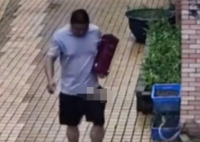 男子被墻角的蛇跳出攻擊 背后真相簡(jiǎn)直驚呆了眾人