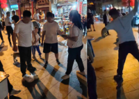 家長找商家退貓遭拒把貓摔死 真相曝光簡直太驚人了