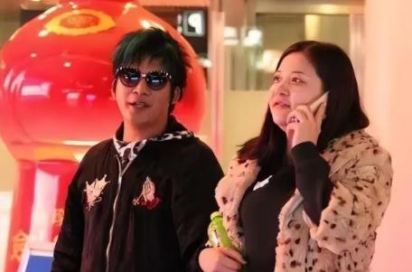 盤點(diǎn)那些與經(jīng)紀(jì)人在一起的明星 蕭敬騰求婚現(xiàn)場(chǎng)非常浪漫