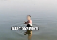 男子欲跳河輕生 救援現(xiàn)場像說相聲 真相曝光簡直太感人了