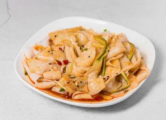 河南一地禁售涼皮 疑有人中毒身亡 真相到底是什么?