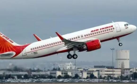 印度客機(jī)因乘客手機(jī)爆炸緊急降落 真相揭露真的令人大吃一驚
