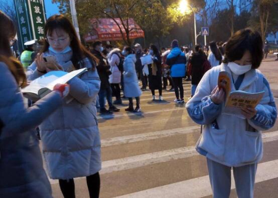 分數(shù)線劃錯致高分考生落榜?當?shù)鼗貞?原因揭秘直接讓人傻眼了