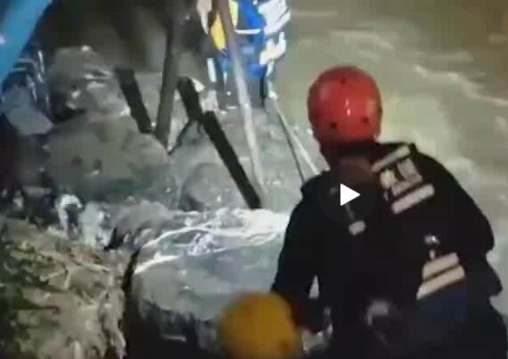 綠化工人進涵洞躲暴雨被沖走 結果真的讓人揪心