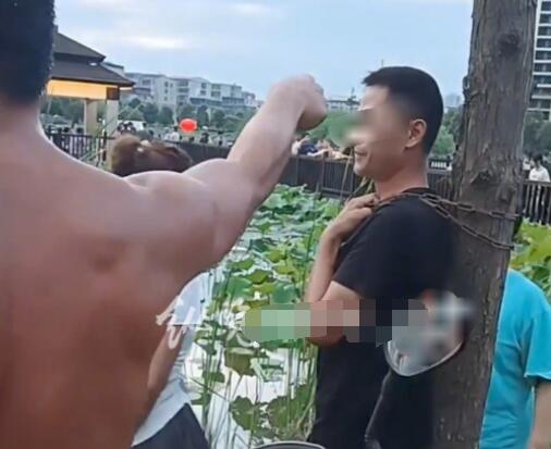 巡邏人員制止男子野泳被綁樹上 到底是什么情況? 