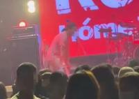 官方通報樂隊演出隊員當(dāng)眾脫褲子 真相曝光簡直太驚人了