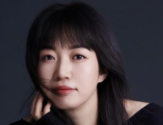 被提醒管好小孩女作家回應(yīng)質(zhì)疑 到底是什么情況?