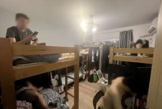 84平米的出租屋住了17人 到底是什么情況?