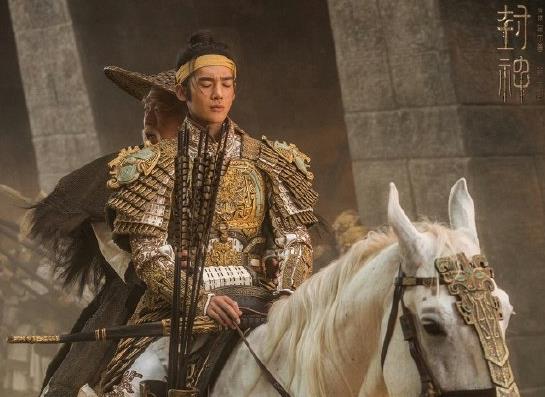 于適個人資料簡介