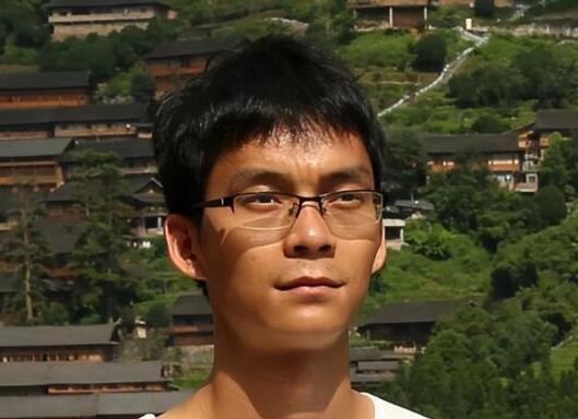 高考15次的唐尚珺開直播 網(wǎng)友提建議 真相曝光簡直太驚人了