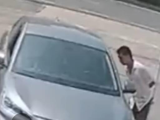 竊賊當(dāng)場(chǎng)被抓才知道是派出所門口 到底是什么情況? 