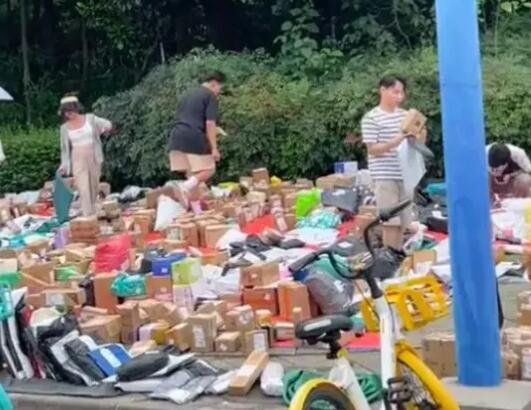 高校禁快遞入校 包裹堆積成山 真相曝光簡直太驚人了
