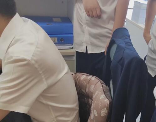 公司對賬差1分出動5名會計幫核對 差少冷汗唰唰唰