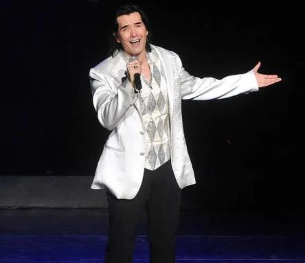 費(fèi)翔是中國(guó)人還是美國(guó)人?