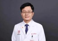 年輕人忘東忘西是阿爾茨海默病嗎? 是環(huán)境和遺傳因素共同參與造成的