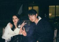 暗里著迷男主為什么接近女主?