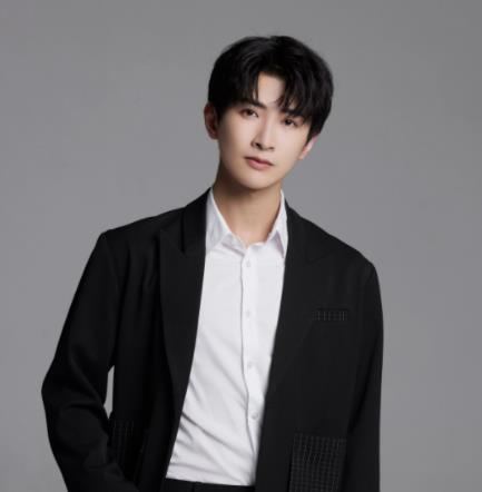 花溪記東華扮演者是誰?