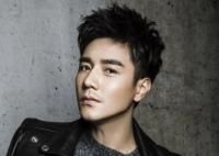 鄧靖弘鄧寧改名的嗎 鄧靖弘個(gè)人簡(jiǎn)歷照片