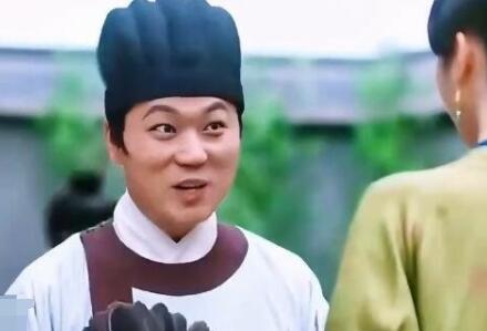 蘭閨喜事李騰云是干嘛的?