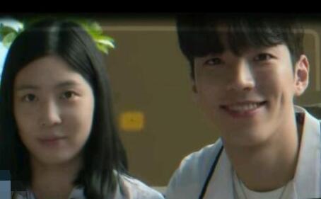 最惡之惡鄭企鐵喜歡女主嗎?