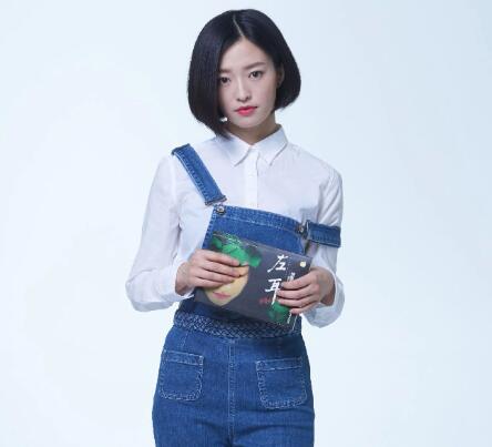 問(wèn)心薔薔是誰(shuí)演的 薔薔個(gè)人資料簡(jiǎn)介