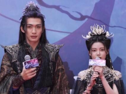 千朵桃花一世開改編自哪部小說?