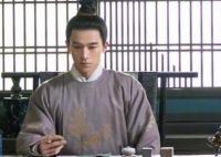 為有暗香來仲溪午和仲夜闌什么關(guān)系?