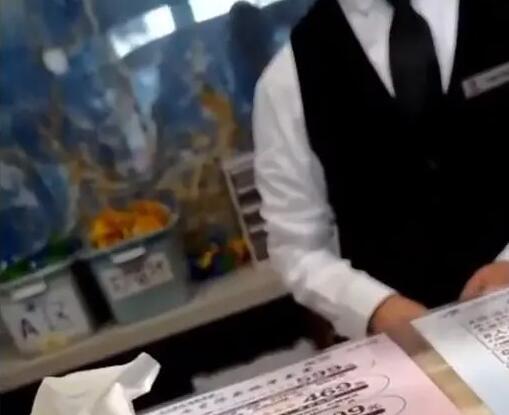 女孩浴區(qū)換衣遭修理工闖入 目前酒店工作人員被罰款