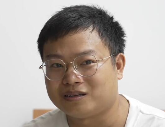 男子走失25年回家:100萬(wàn)找我太浪費(fèi) 失蹤25年陳昊回家全紀(jì)錄