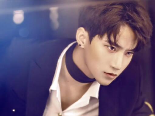 吳楚一個(gè)人資料簡(jiǎn)介照片