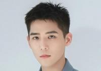 王安宇是誰(shuí)捧出來(lái)的?