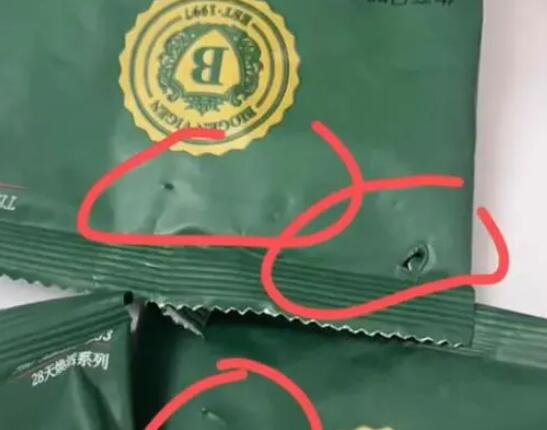 貓狗糧被針管投毒?官方辟謠 包裹破損剪輯并解讀成“投毒”